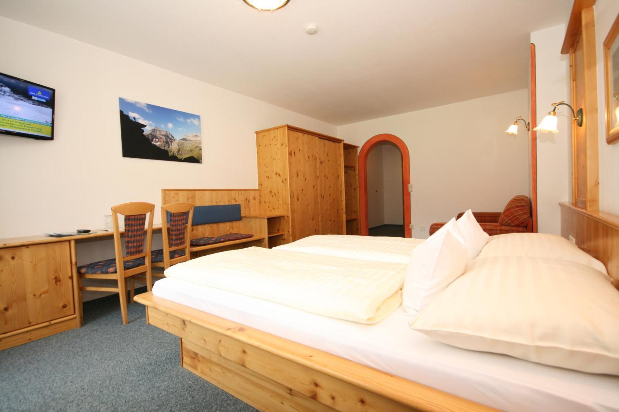 Hotel Cafe' Hermann Schladming Exterior photo